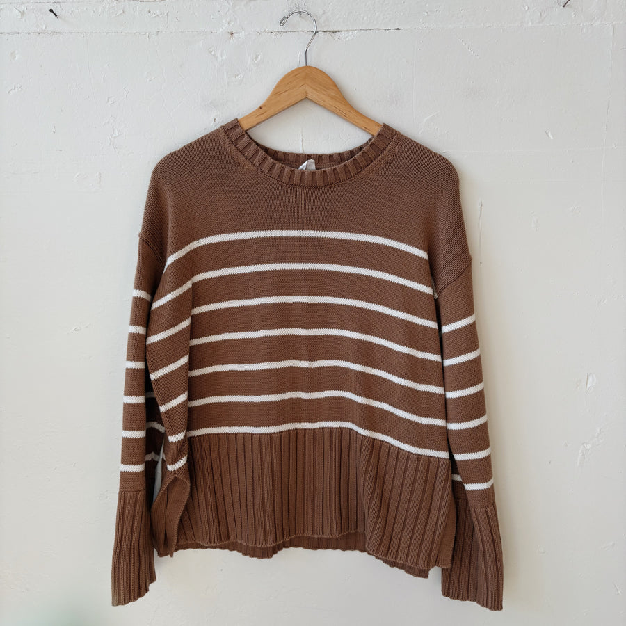SIZE XS | Brown Striped Sweater