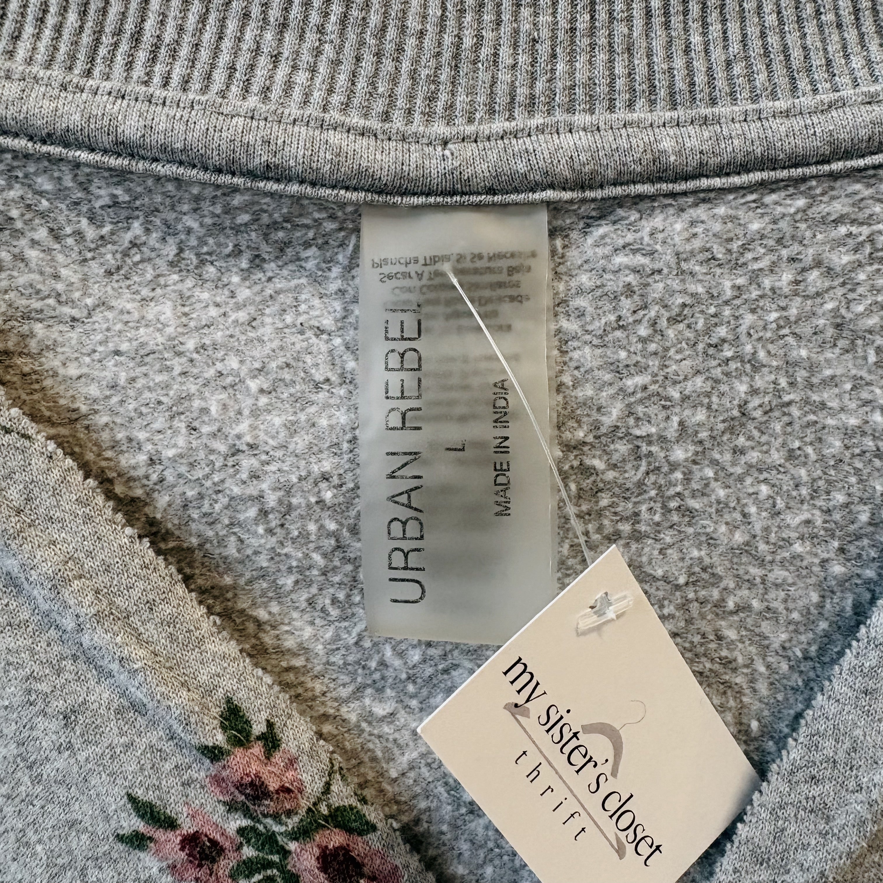 SIZE L | Grey Floral Crewneck