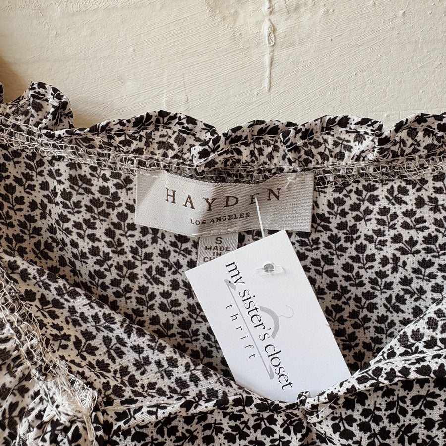 SIZE S | Black and White Floral Top