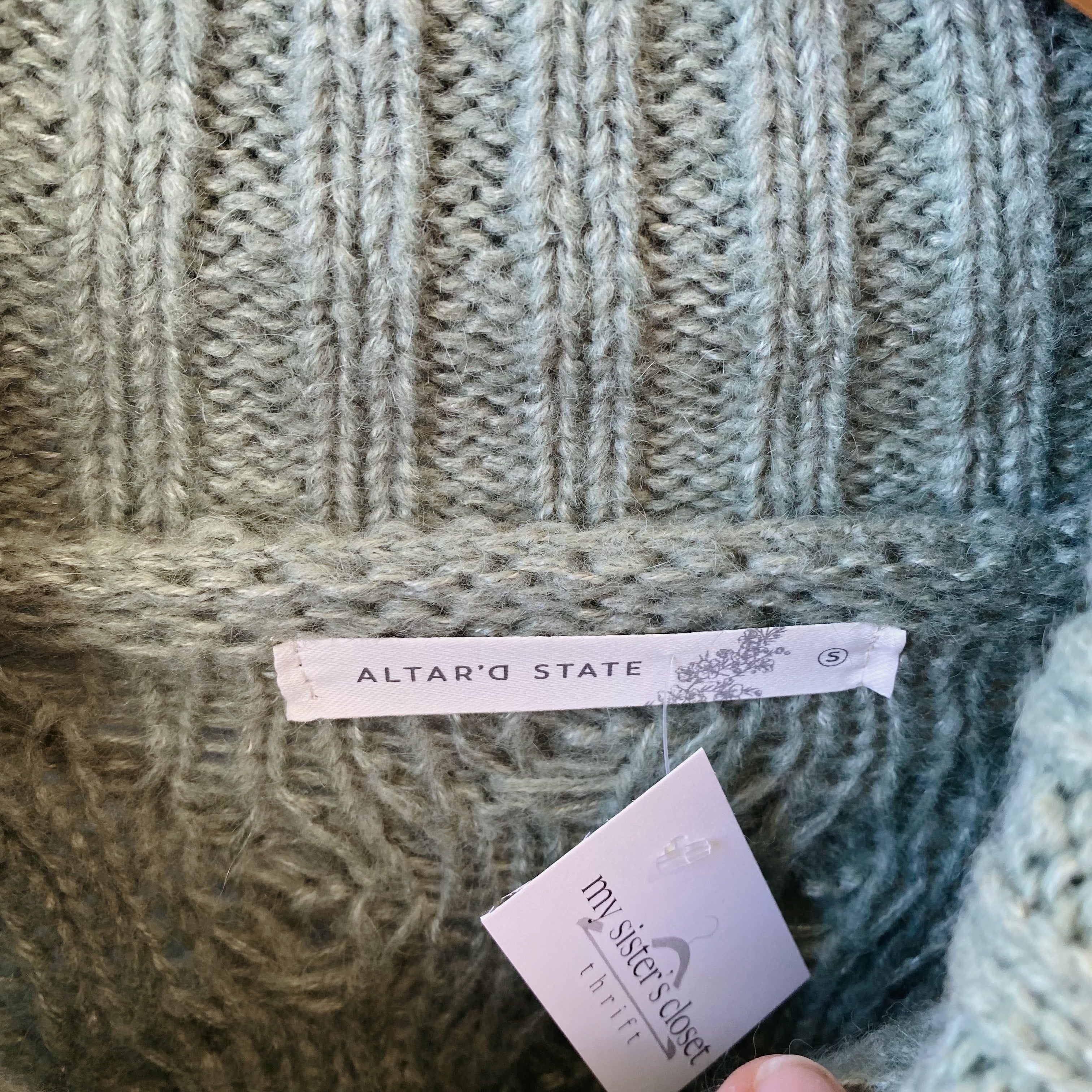 SIZE S | Altar’d State Sweater