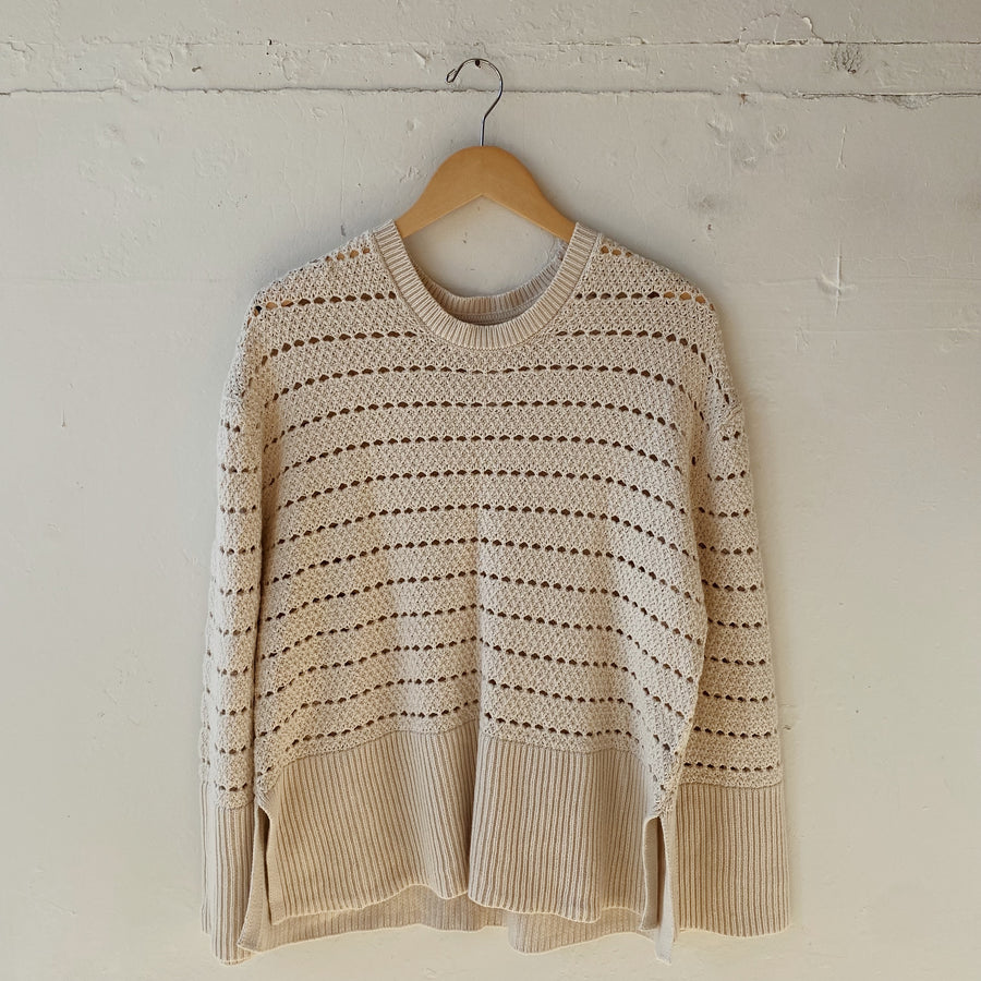 SIZE M | GAP Knit Sweater