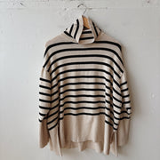 SIZE L | Turtleneck Striped Sweater