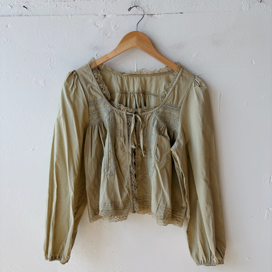 Size S | Green Lace Detailed Top