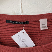 SIZE XL | Red Textured Top