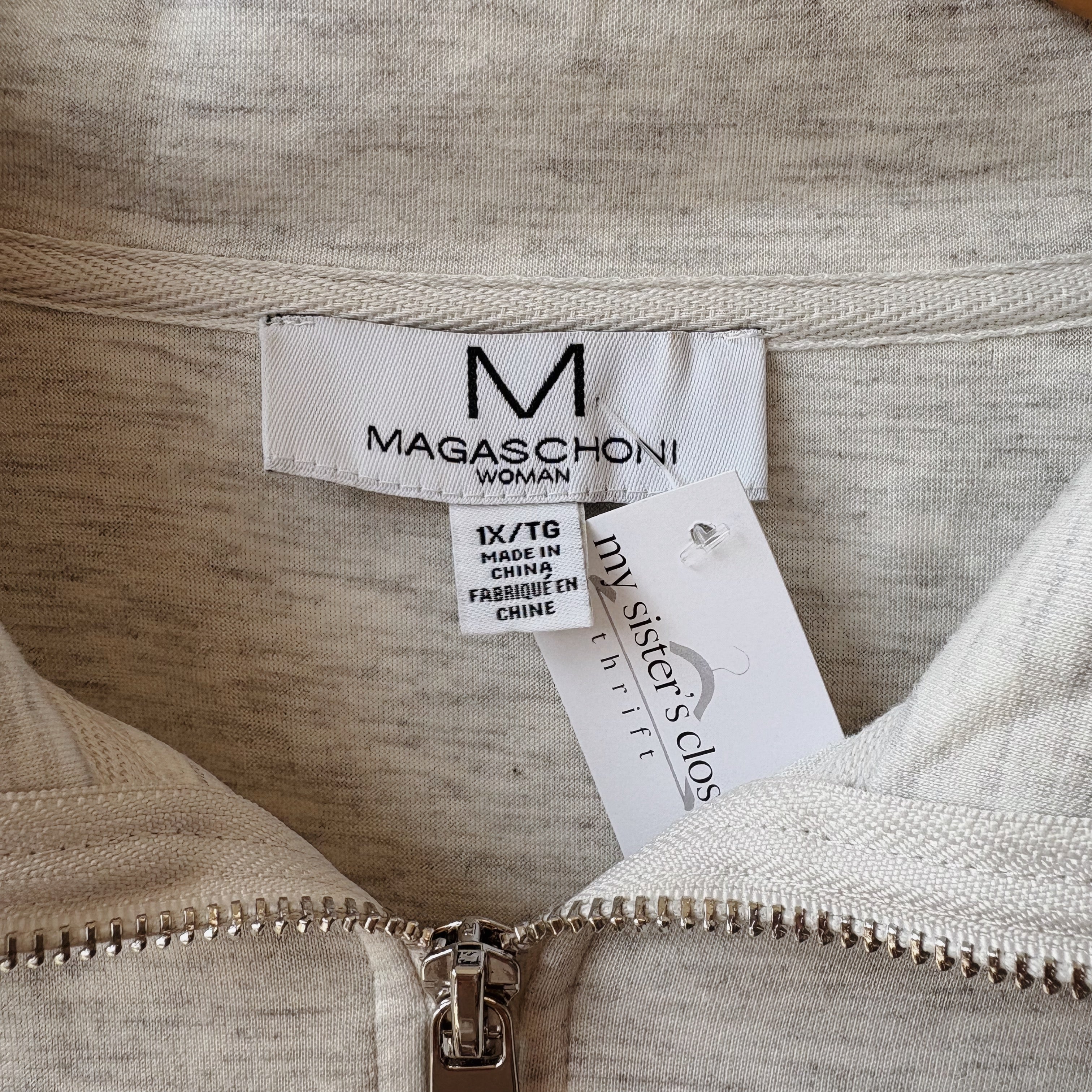 SIZE 1X | Gray Zip Up