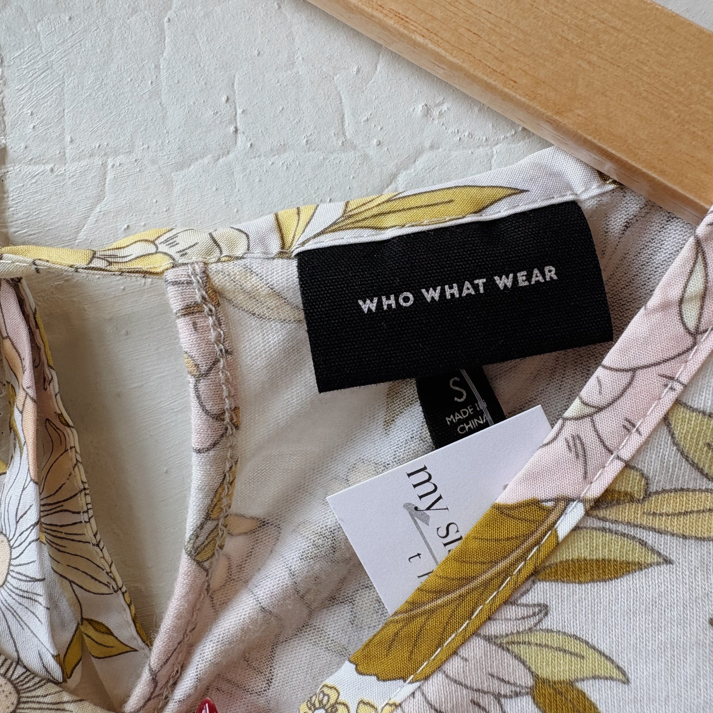 SIZE S | Yellow Floral Top