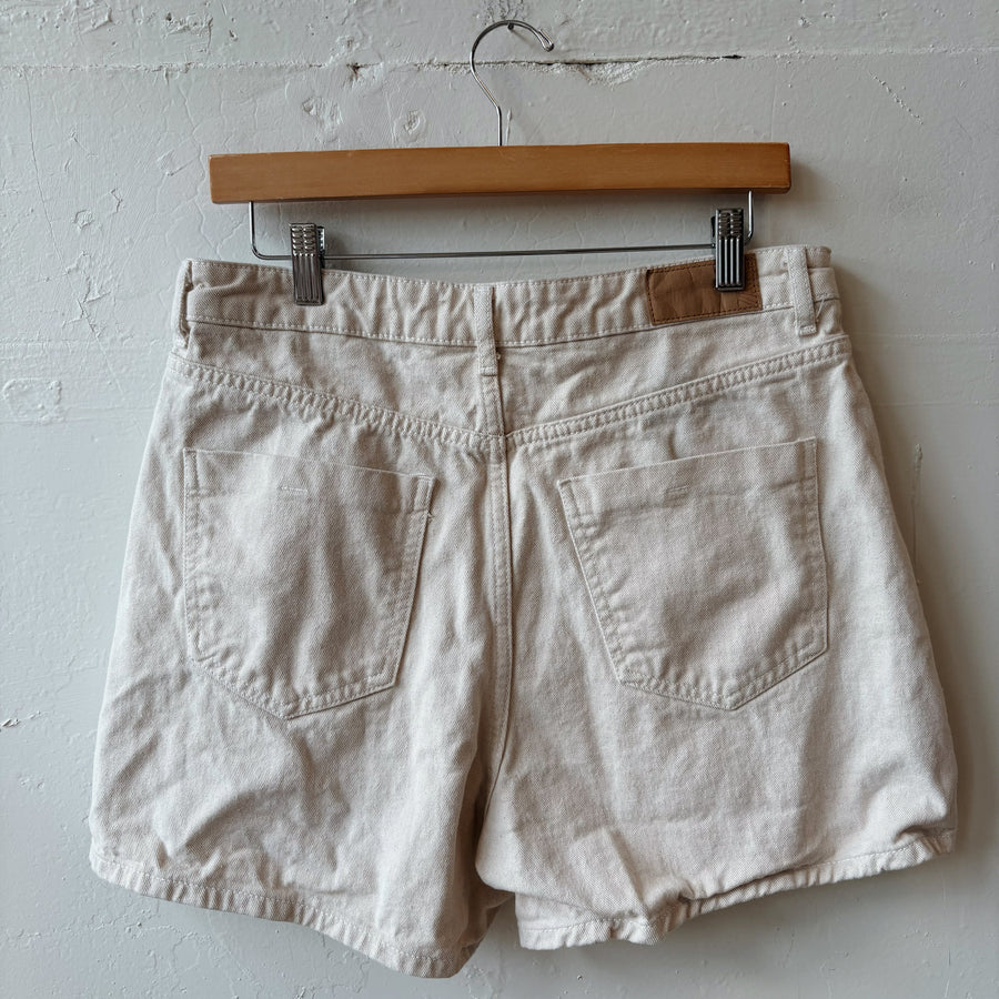 SIZE 12 | Zara Cream Shorts