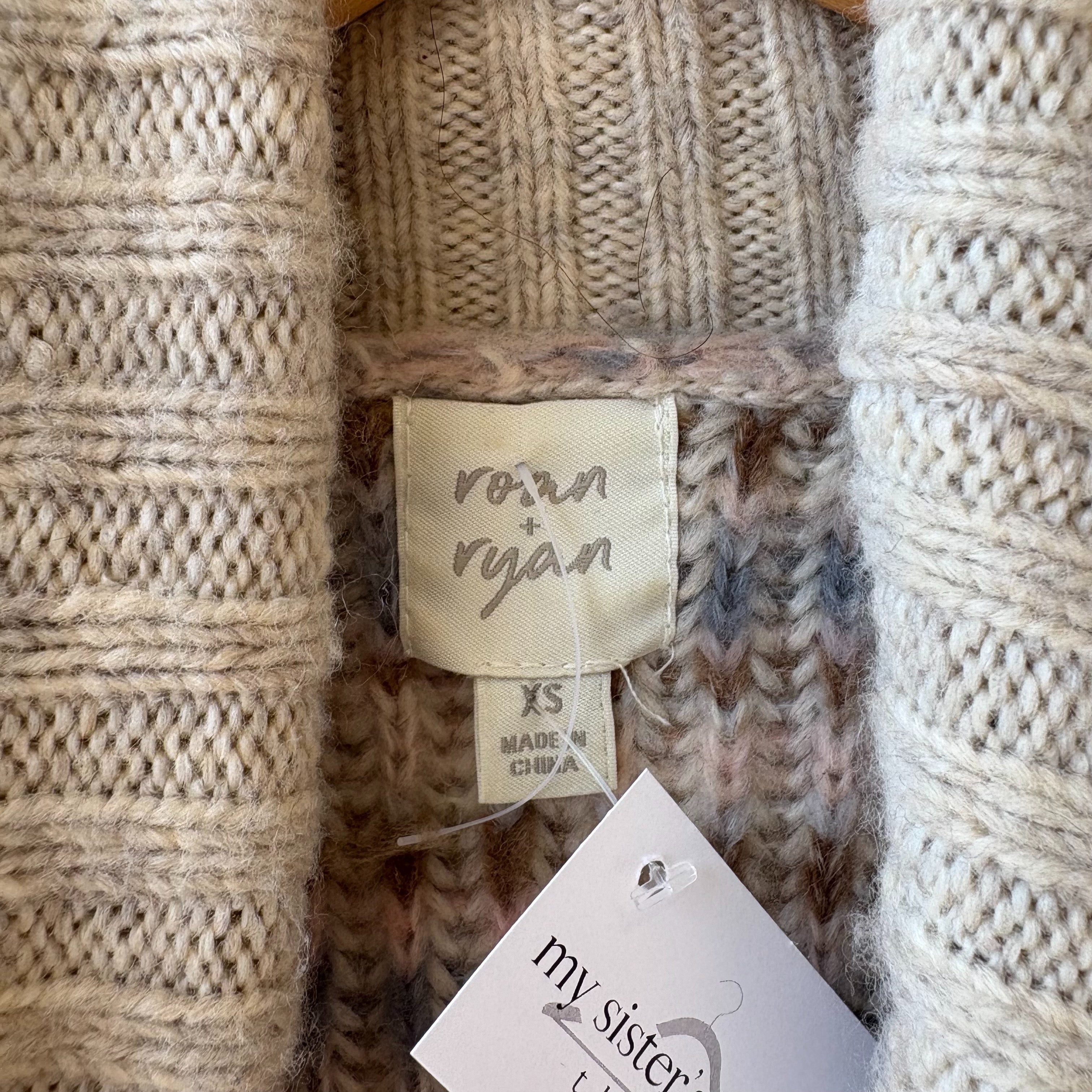 SIZE XS | Colored Ribbed Sweater