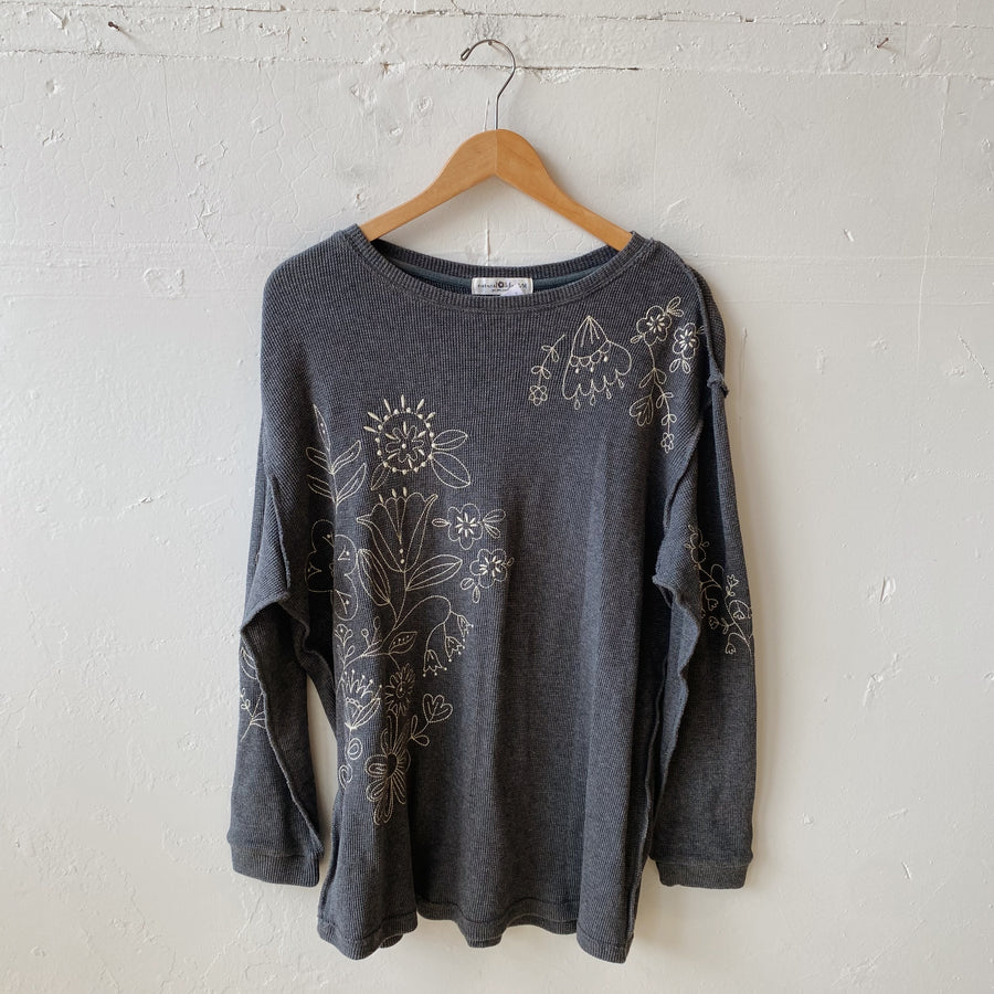 Size S/M  | Natural Life Crewneck