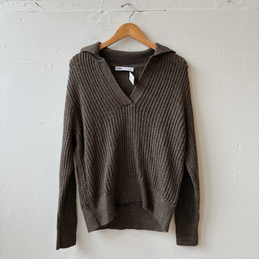 SIZE L | Zara Green Sweater
