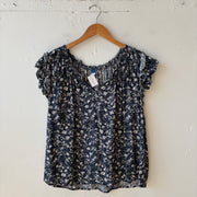 SIZE XL | Blue Floral Top