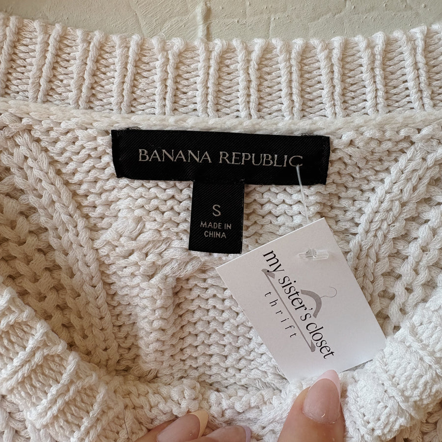 SIZE S | White Sweater