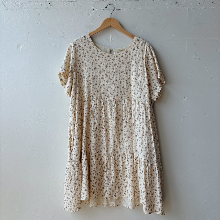 SIZE 1X | Neutral Floral Dress