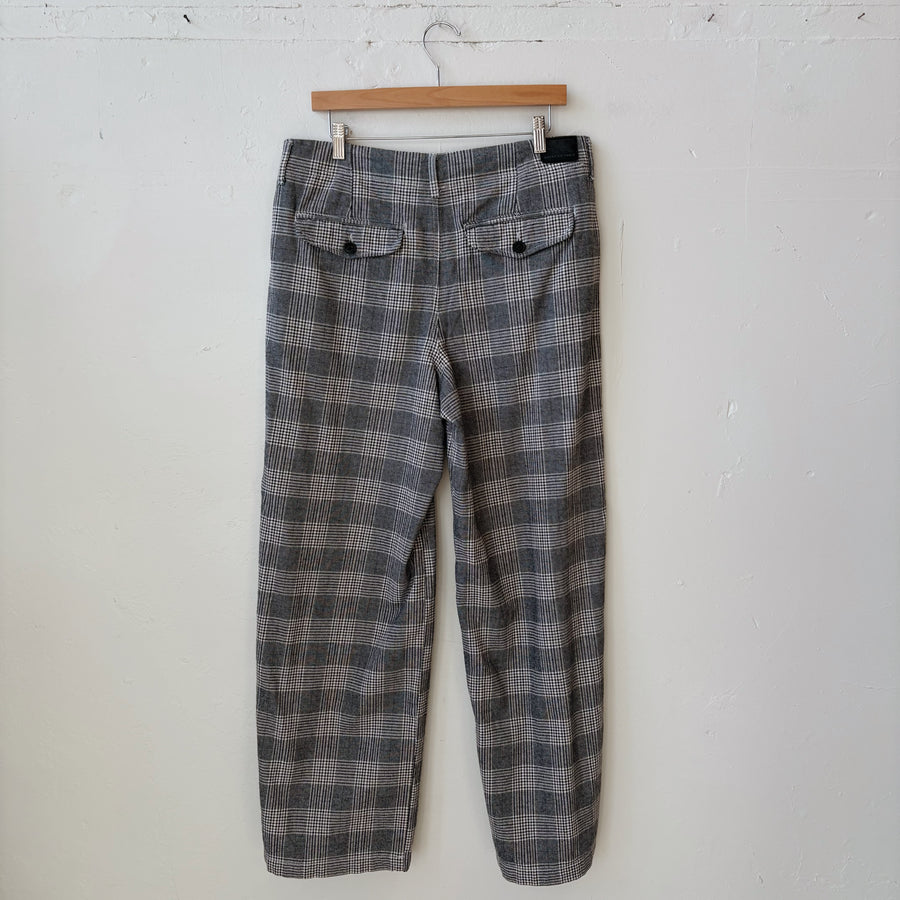 SIZE 12 | AE Long Plaid Pants