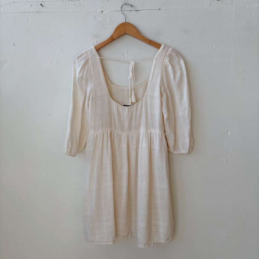 SIZE XS | AE White Dress