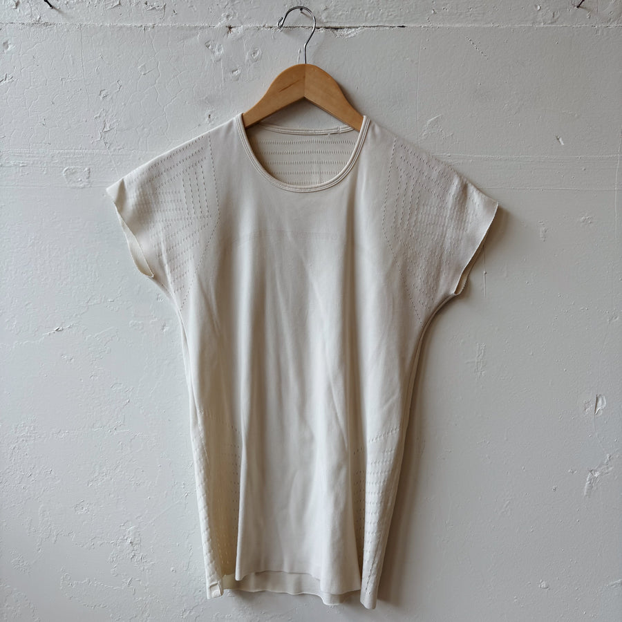 SIZE M | Cream Lululemon Top