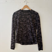 SIZE 10 | Lululemon Camo Top