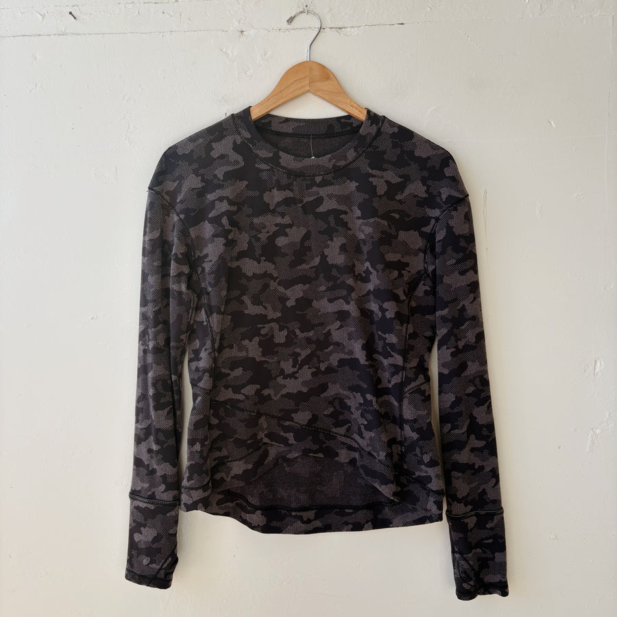 SIZE 10 | Lululemon Camo Top