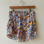 SIZE M | Floral Athletic Shorts