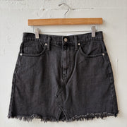 SIZE 28 | Madewell Black Skirt