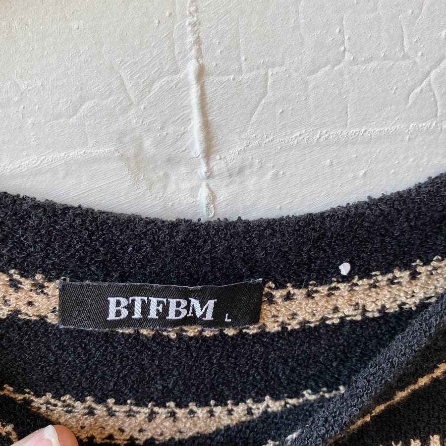 Size L | Black & Brown Striped Sweater