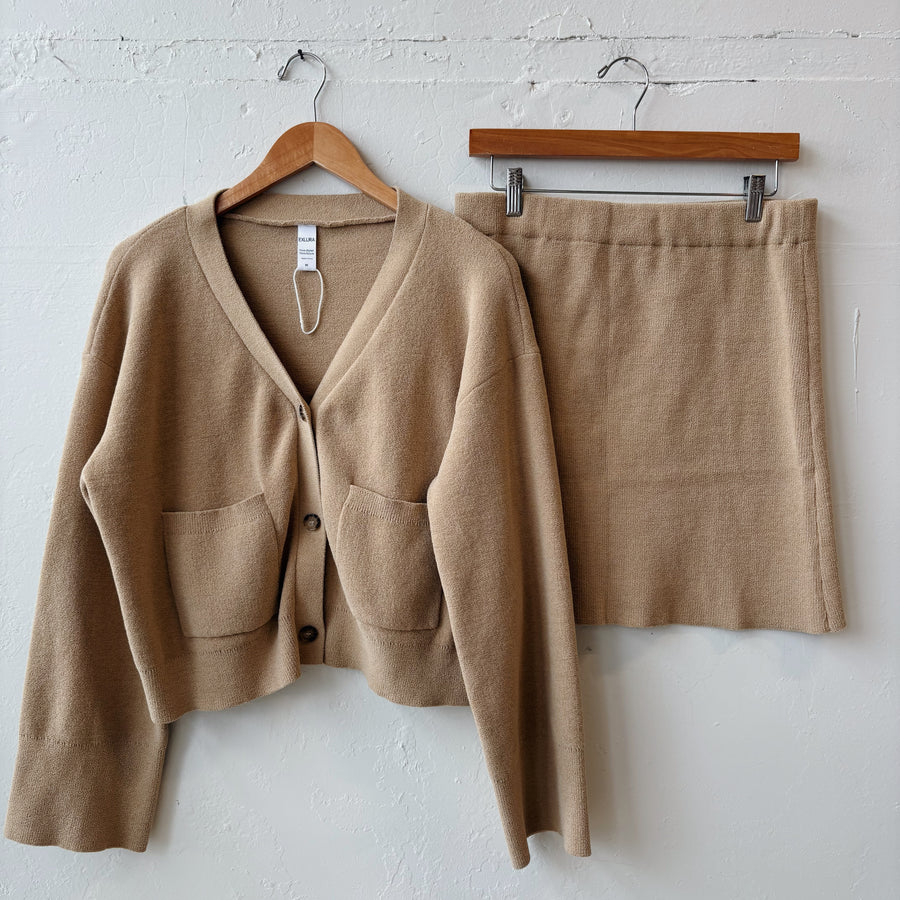 SIZE M | Brown Skirt Set