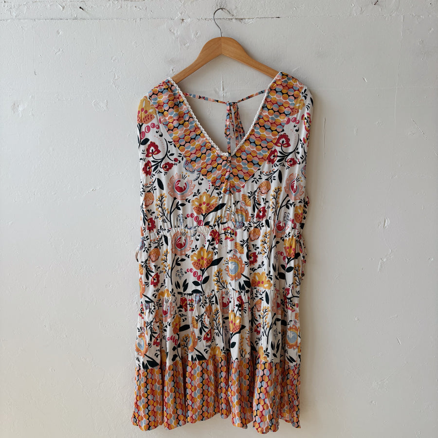 Size XL | Floral Short Dress
