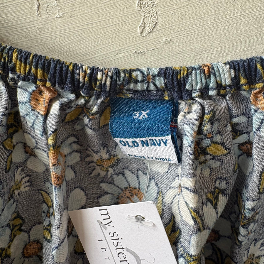 SIZE 3X | Floral Top
