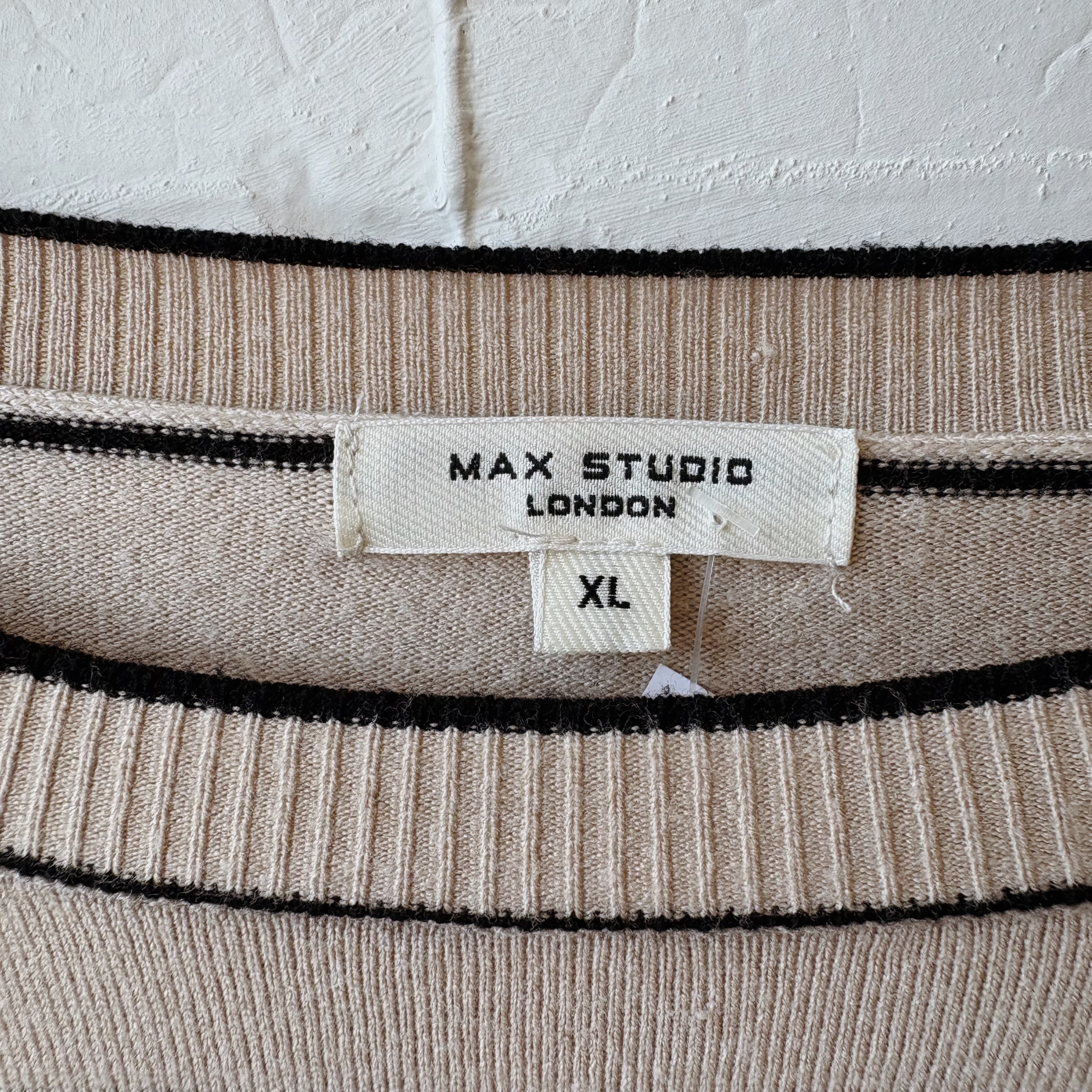 SIZE XL | Striped Top