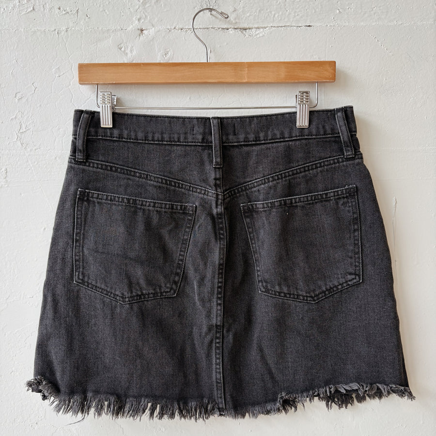 SIZE 28 | Madewell Black Skirt