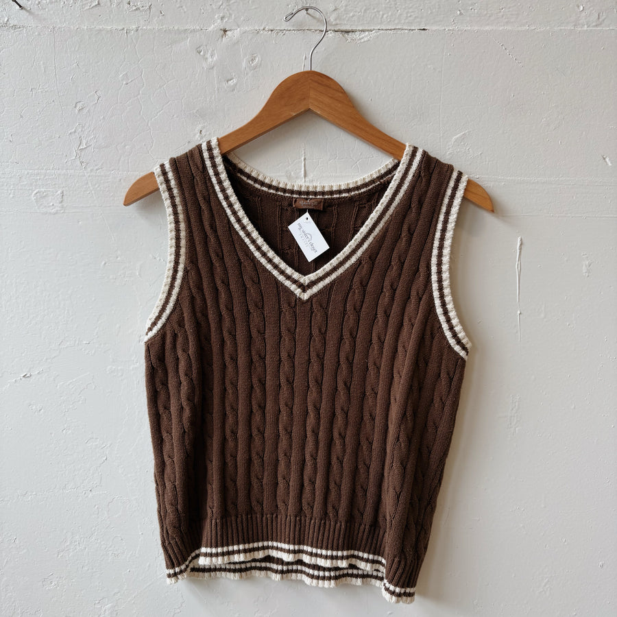 SIZE M | Brown Sweater Vest
