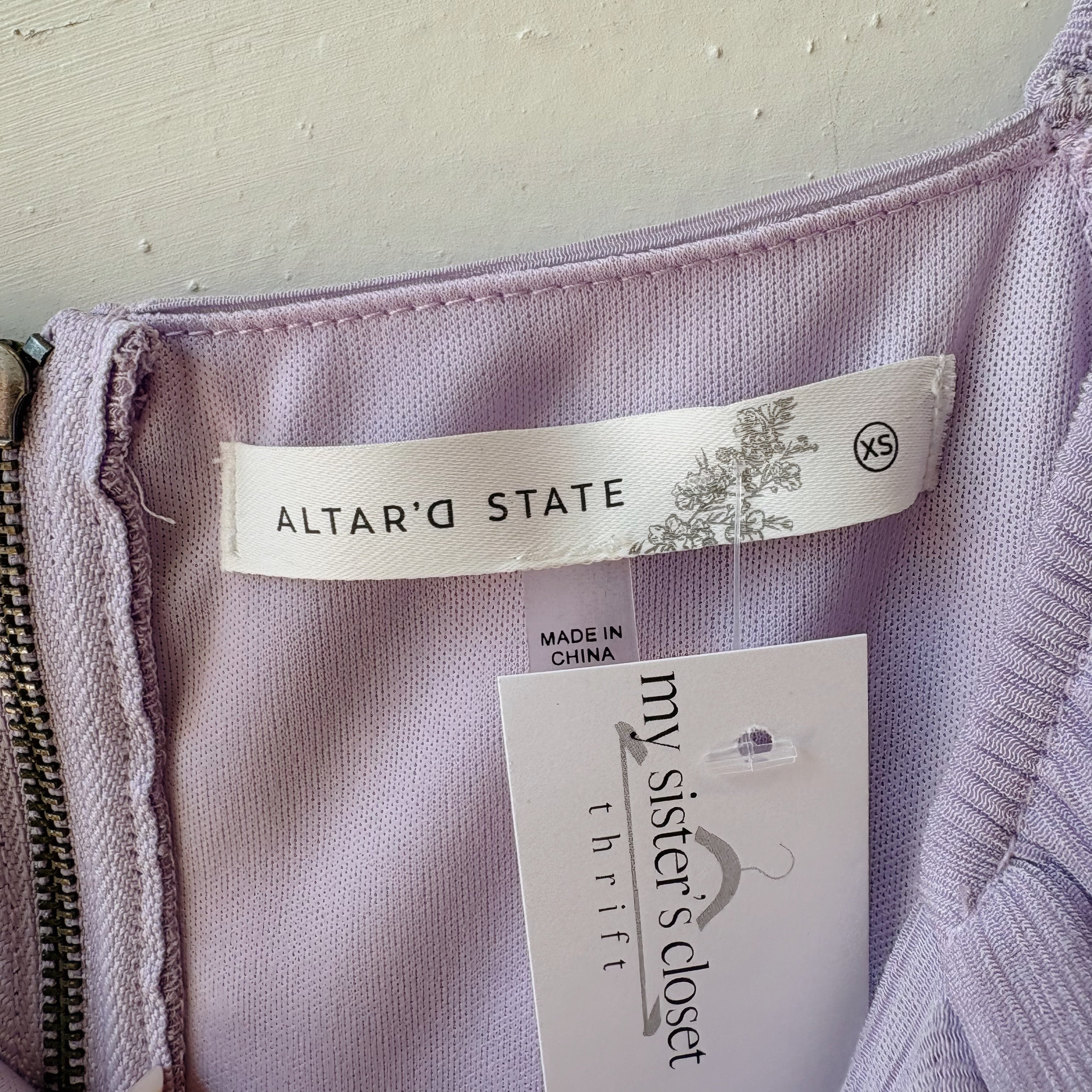 SIZE XS | Altar’d State Dress
