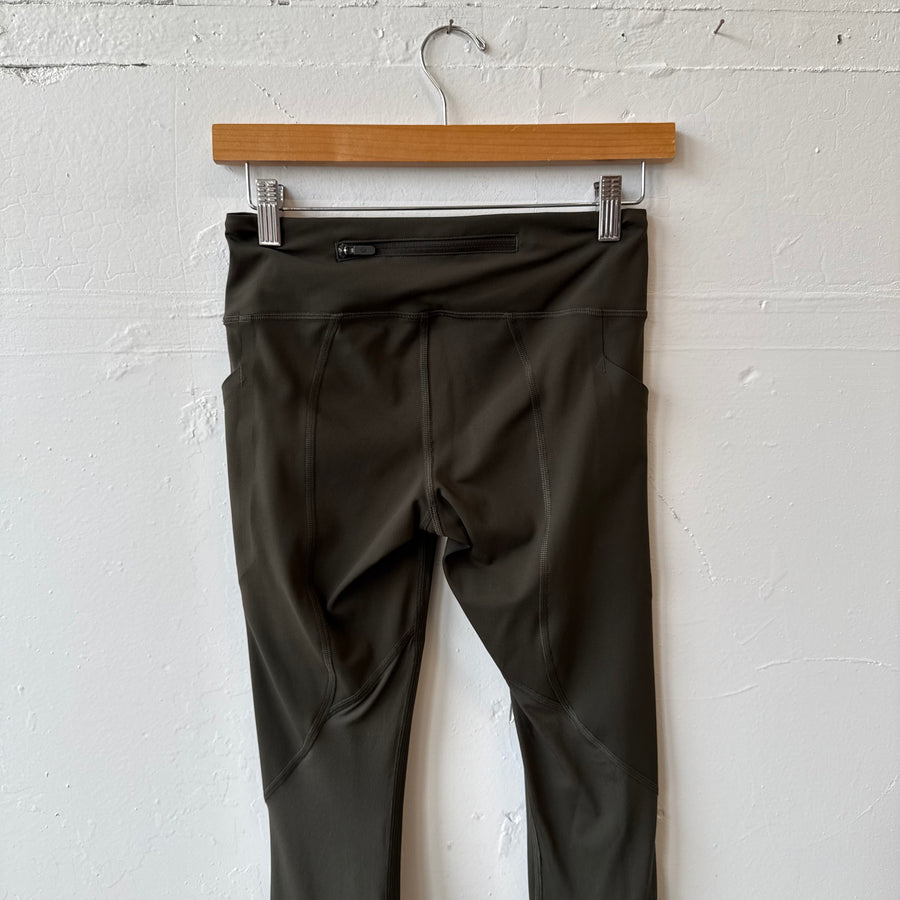 SIZE 4 | 3/4 Length Green Lululemon