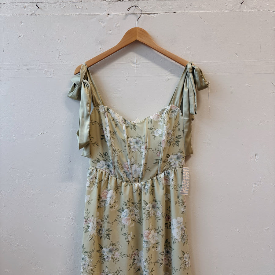 SIZE M | Green Floral Dress
