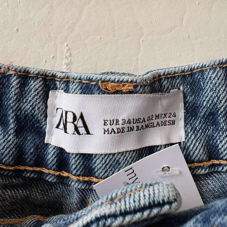 SIZE 2 | Zara Shorts