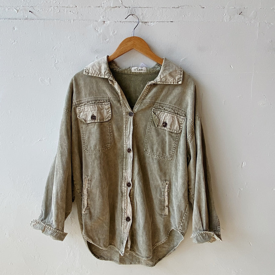 Size M | Green Button Up