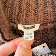 SIZE XS | Brown Cropped Quarter Zip