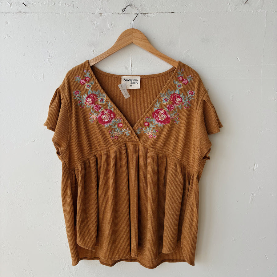 SIZE 1X | Orange Floral Top