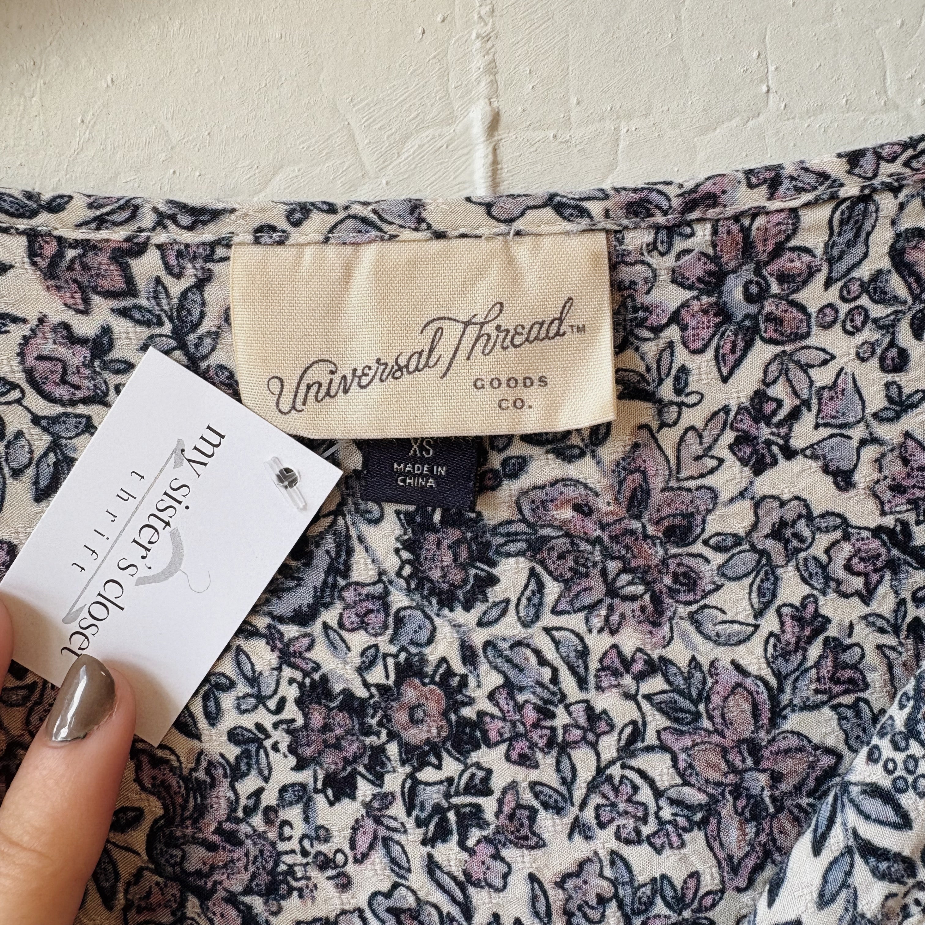 SIZE XS | Blue and Purple Floral Top