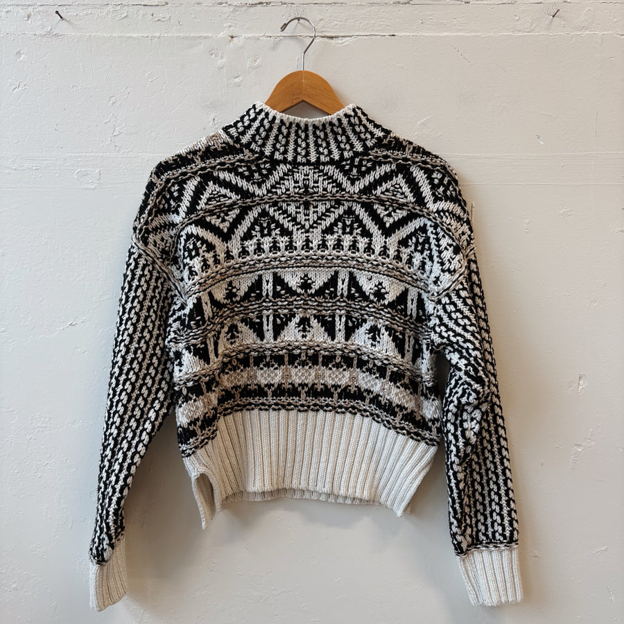 SIZE M | Patterned Sweater