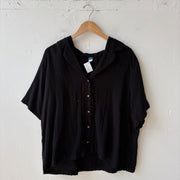 SIZE XL | Black Button Down