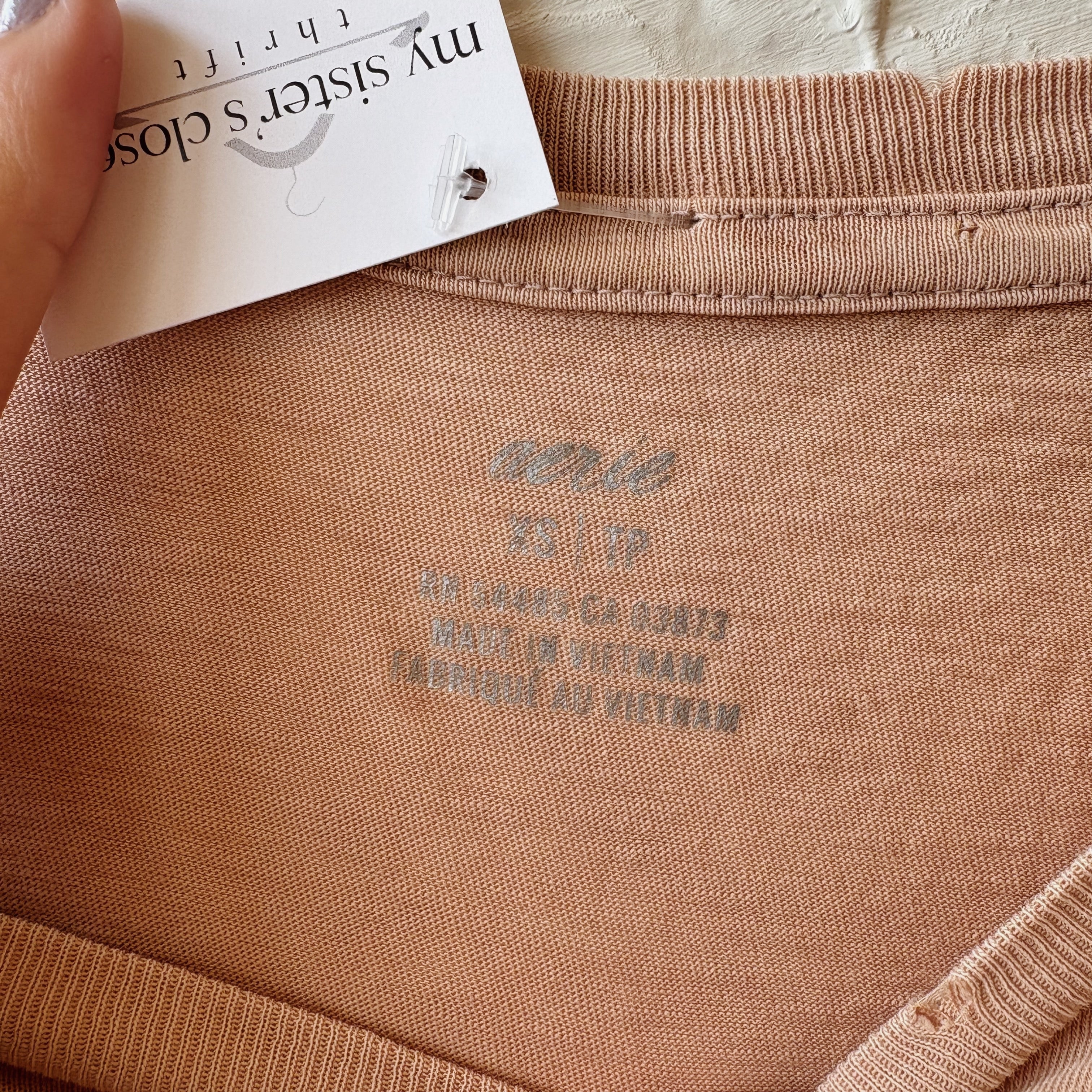 SIZE XS | Aerie Neutral T-Shirt