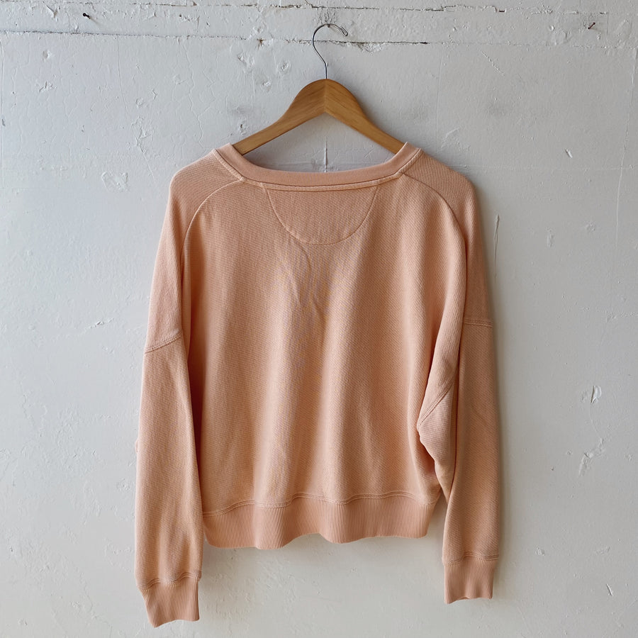 Size M | AE Pullover Top