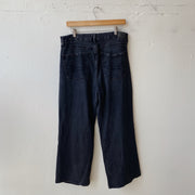 Size 14 | AE Black Distressed Jeans