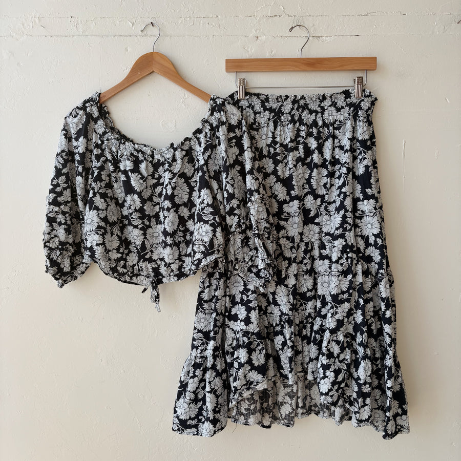 SIZE L | Floral Skirt Set