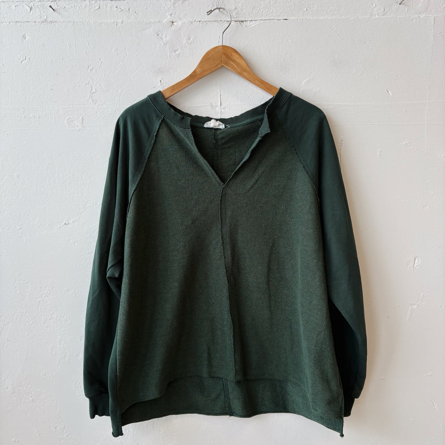 SIZE XL | Green Textured Top