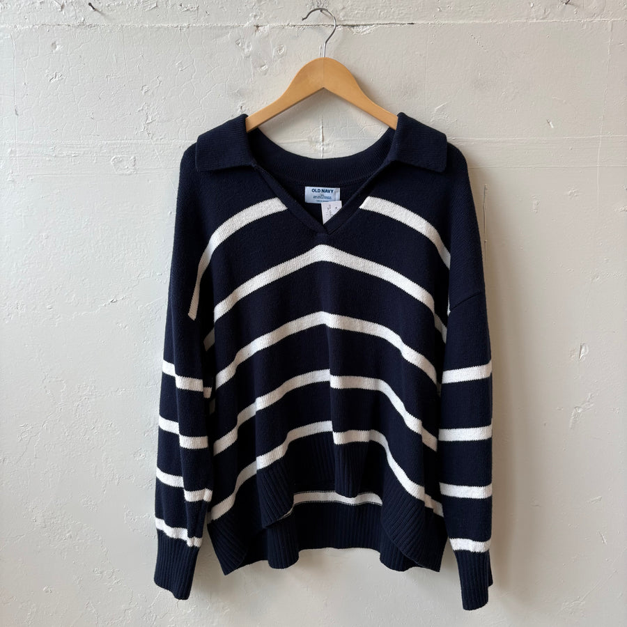 SIZE XXL | Navy Striped Sweater