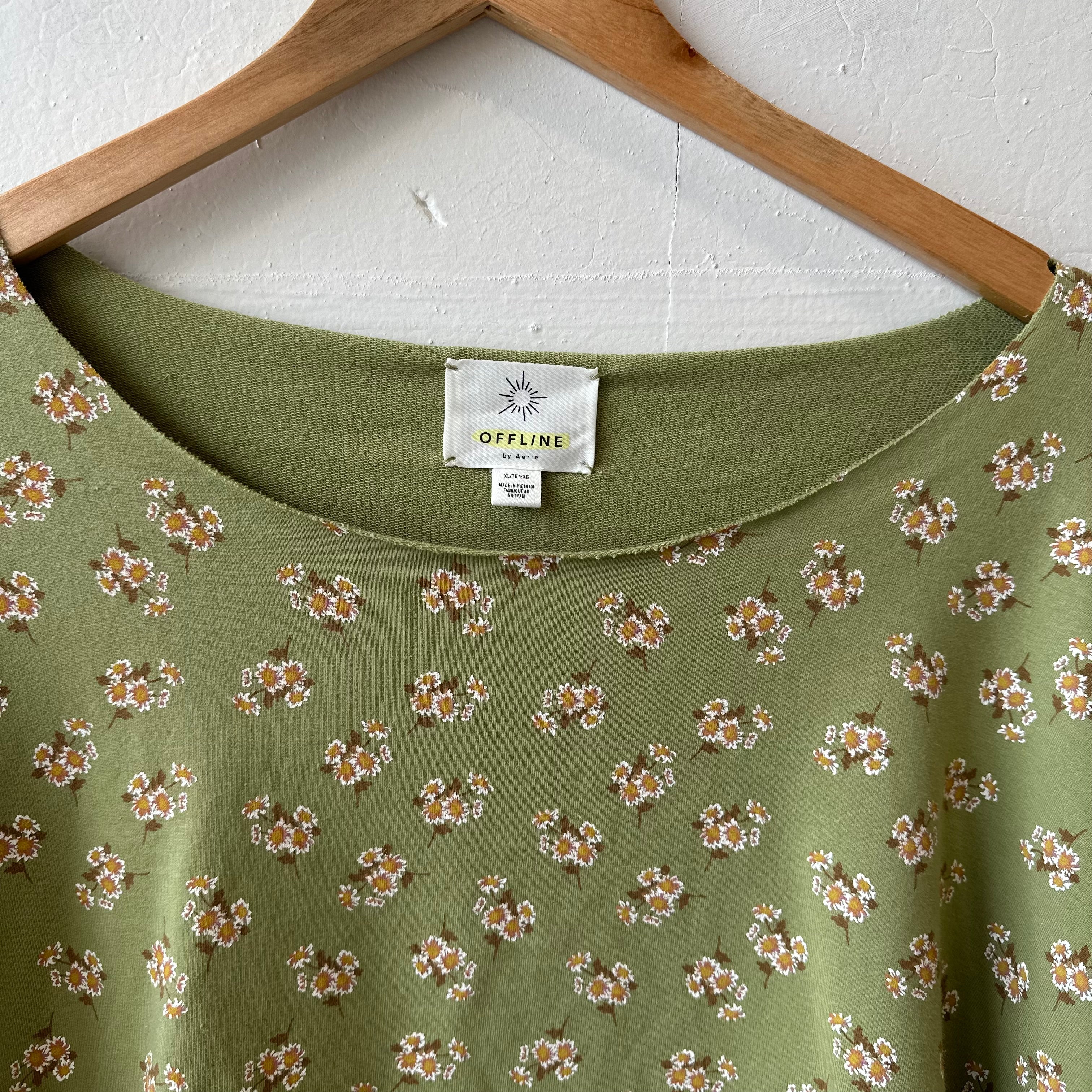 SIZE XL | Aerie Cropped Floral Sweatshirt