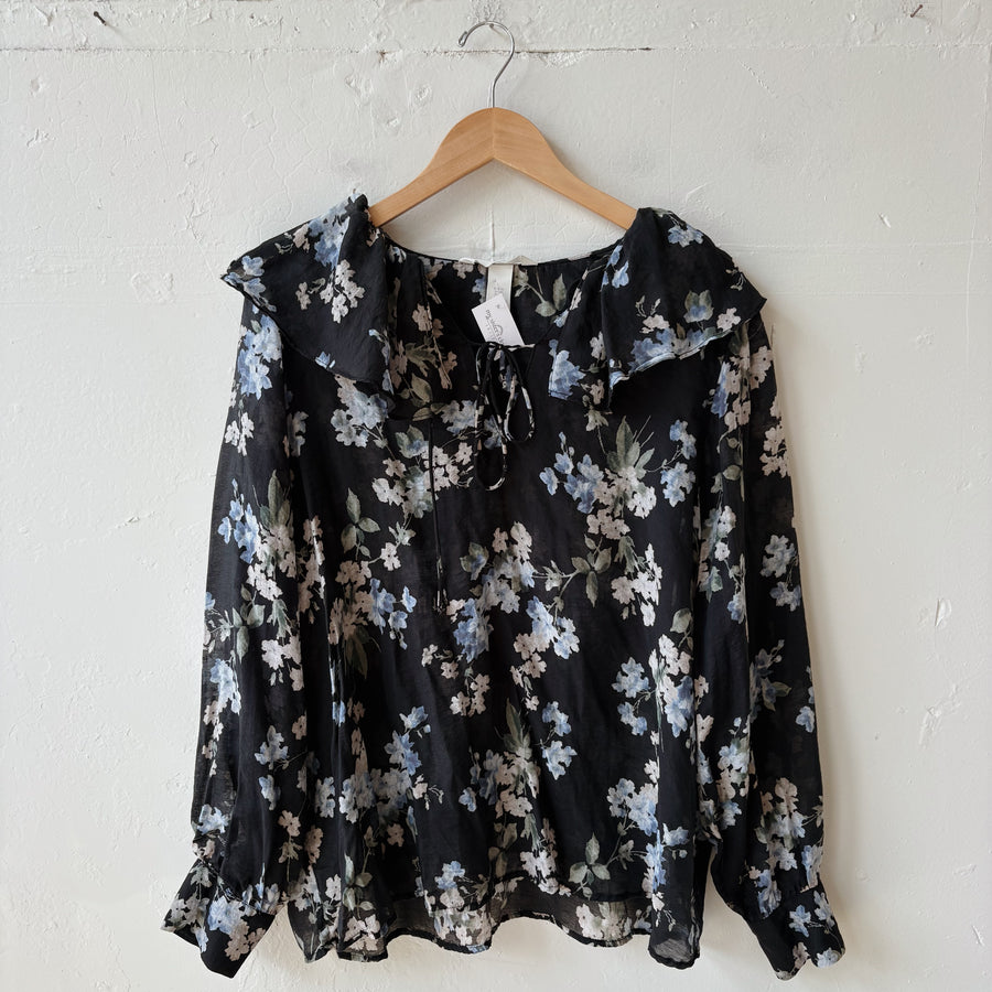 SIZE XL | Floral Top