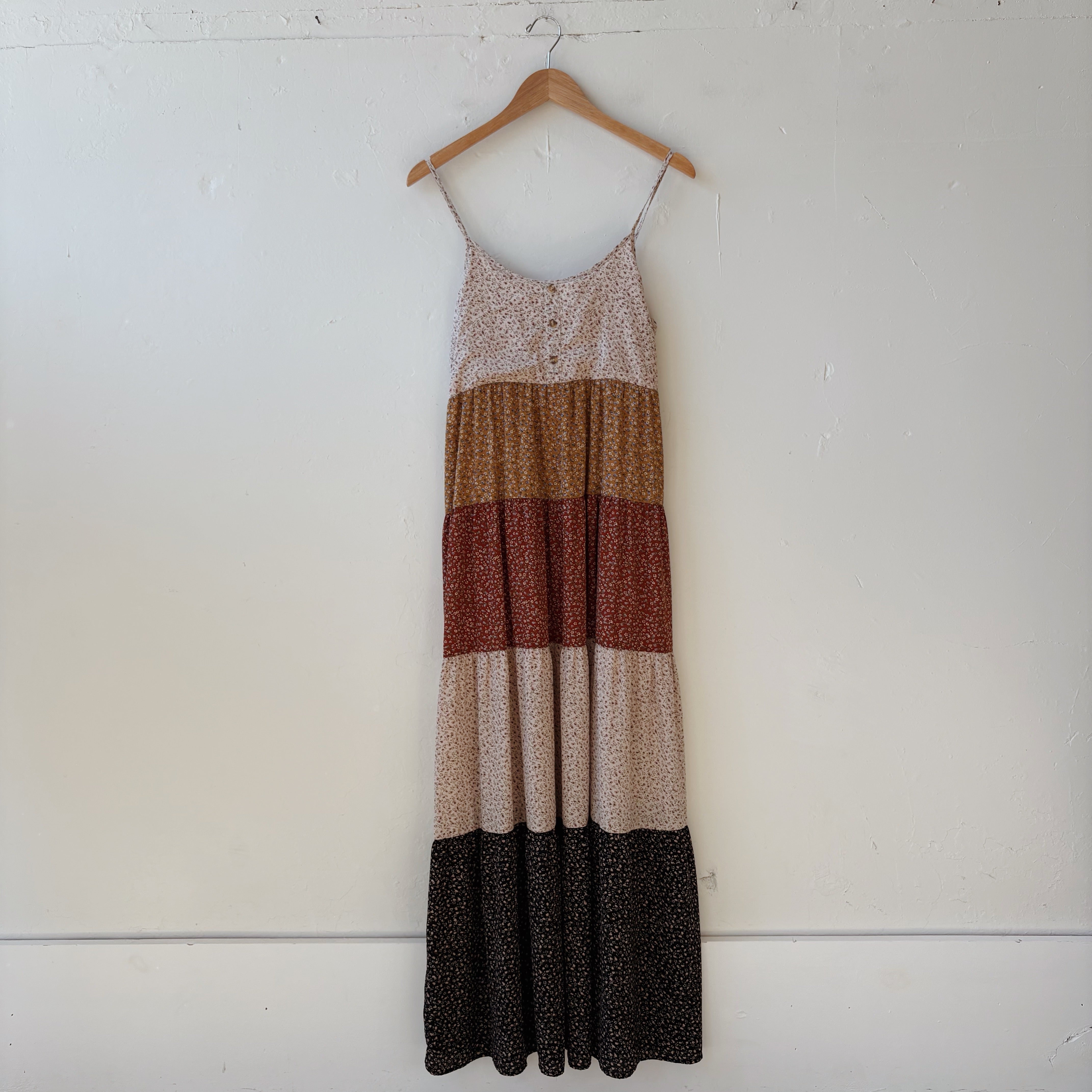 SIZE M | Multicolored Tiered Dress